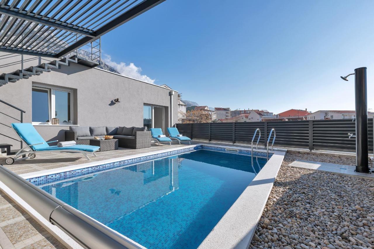 Apartment Lotte With Private Pool In The City Center! Макарска Екстериор снимка